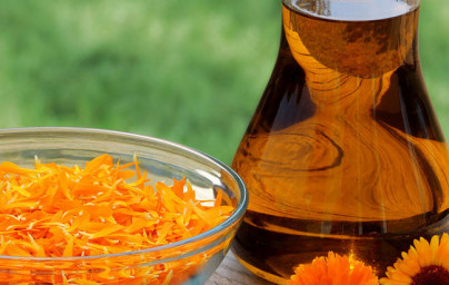 Ringelblumenöl (Calendula officinalis) Ringelblumenöl (Calendula officinalis)